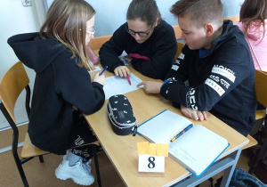 Działania na ułamkach dziesiętnych - turniej matematyczny w klasie 5a i 6f