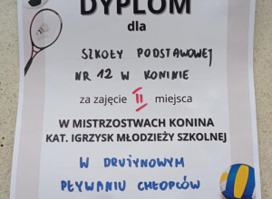 Dyplom za zajęcie 2 miejsca w pływaniu.