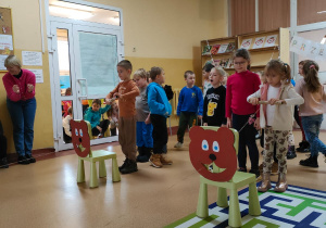 Zadanie z nawijaniem sznurka