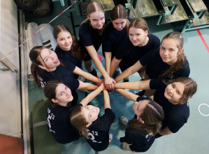 Drużyna siatkarek szkolnych