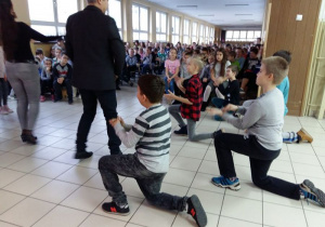 Akademii Muzyki pt. "Ośnieżone szczyty Kaukazu"